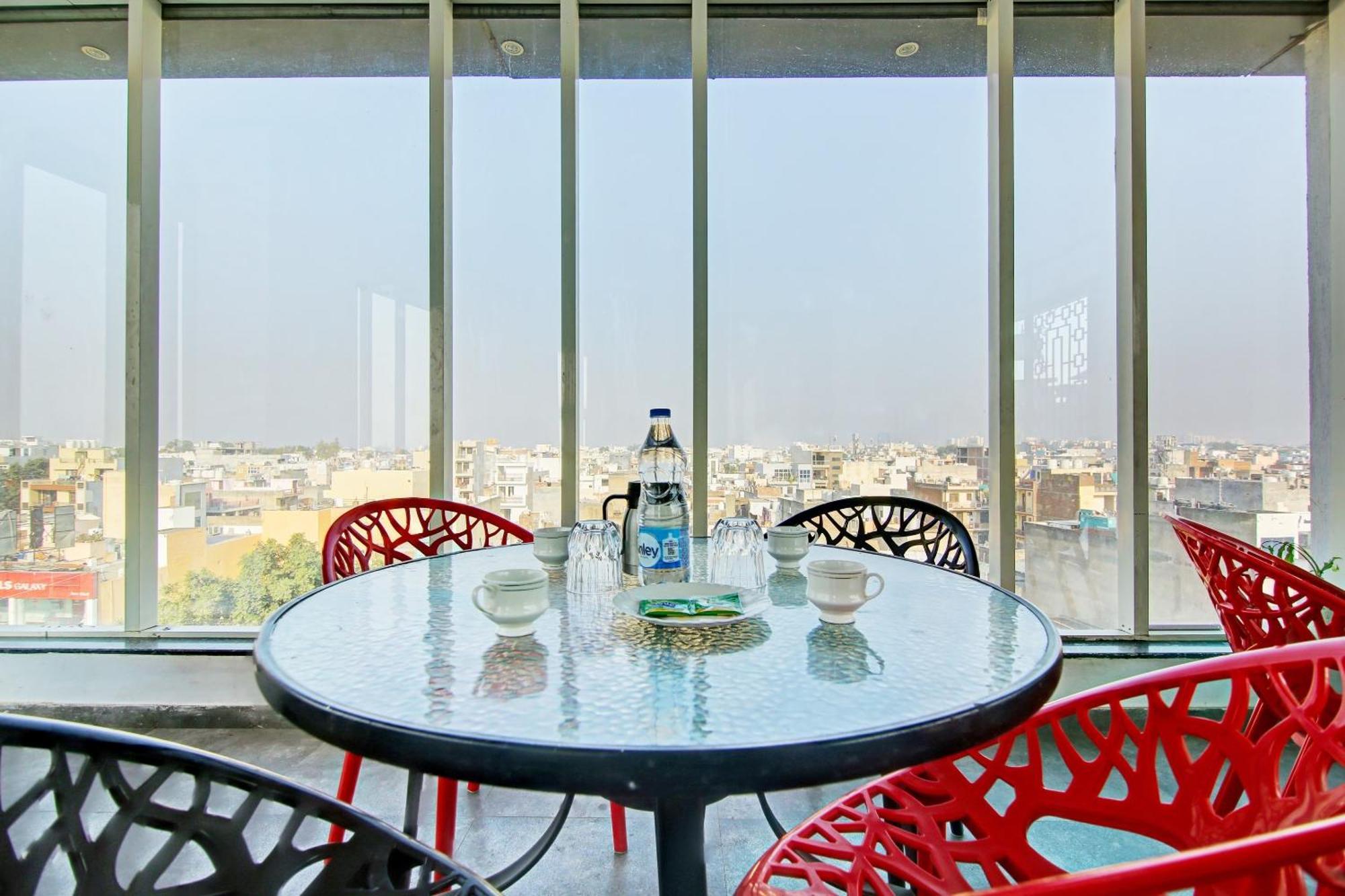 Super Townhouse Geetanjali Inn Gurgaon Ngoại thất bức ảnh